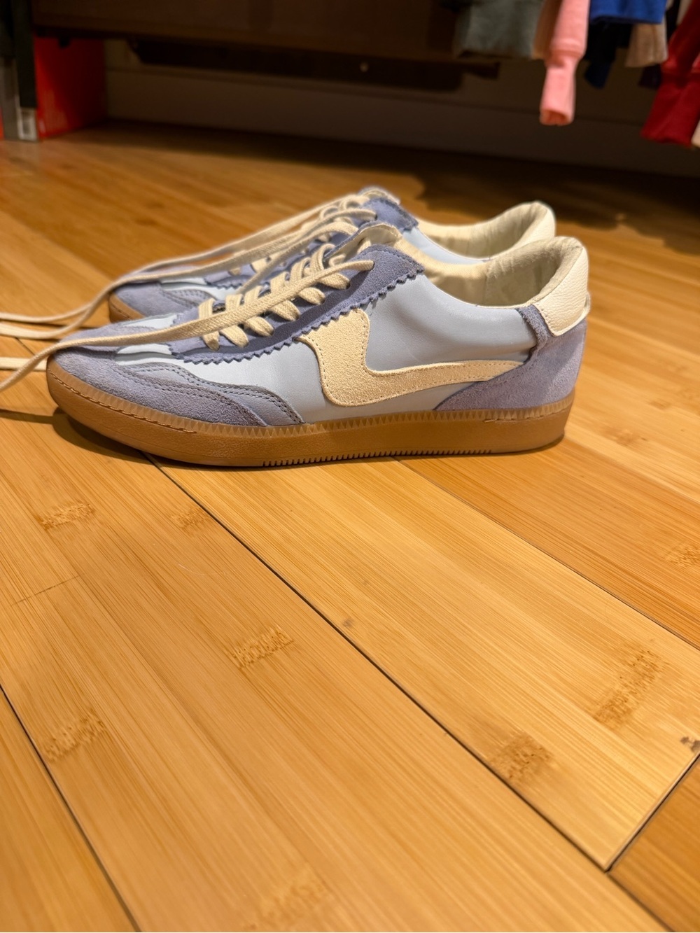 Dolce Vita Notice Sneakers